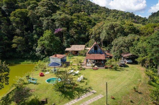 Sítio à venda com 4 quartos, 180m² - Foto 1