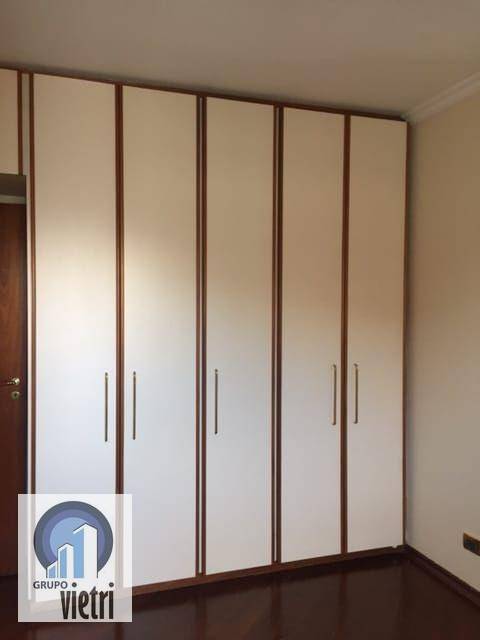 Apartamento para alugar com 3 quartos, 147m² - Foto 10