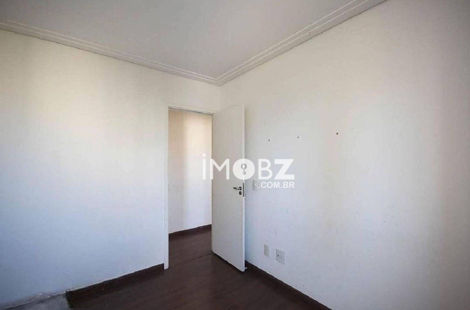 Apartamento à venda com 3 quartos, 73m² - Foto 7