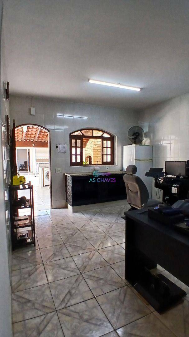 Casa à venda com 4 quartos, 432m² - Foto 22