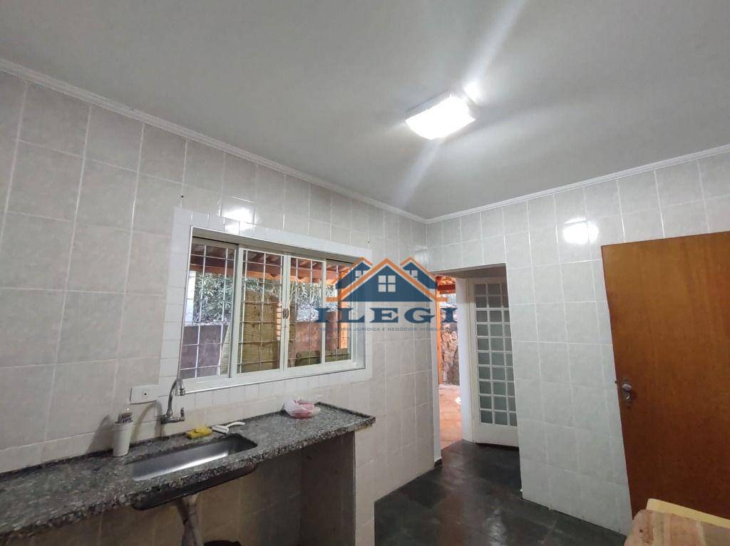 Chácara à venda com 4 quartos, 205m² - Foto 24