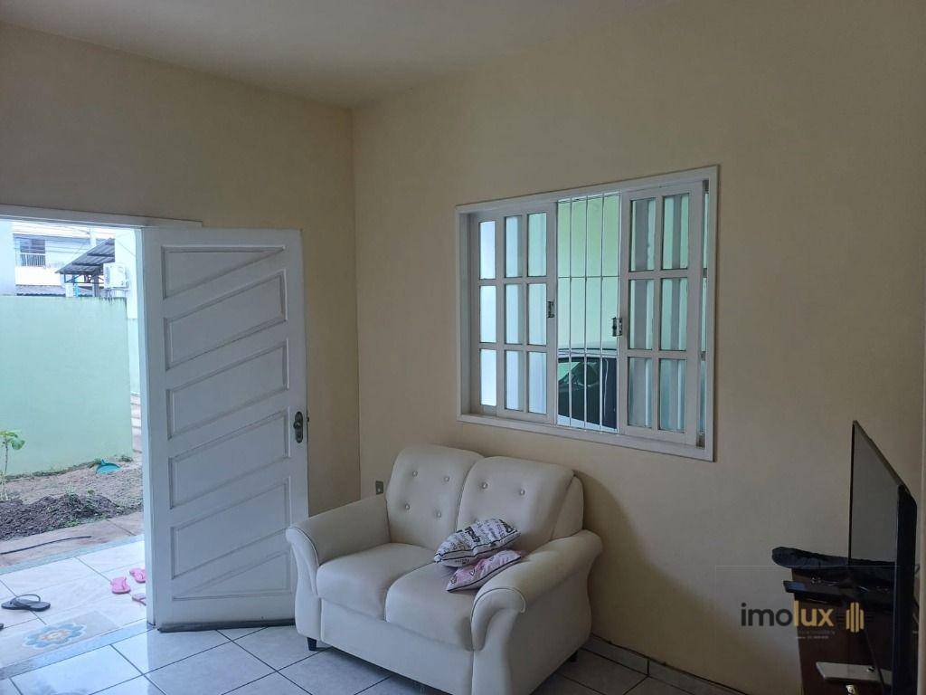 Casa à venda com 3 quartos, 120m² - Foto 5