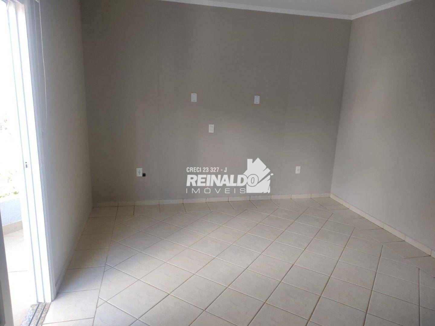 Casa à venda com 3 quartos, 280m² - Foto 4