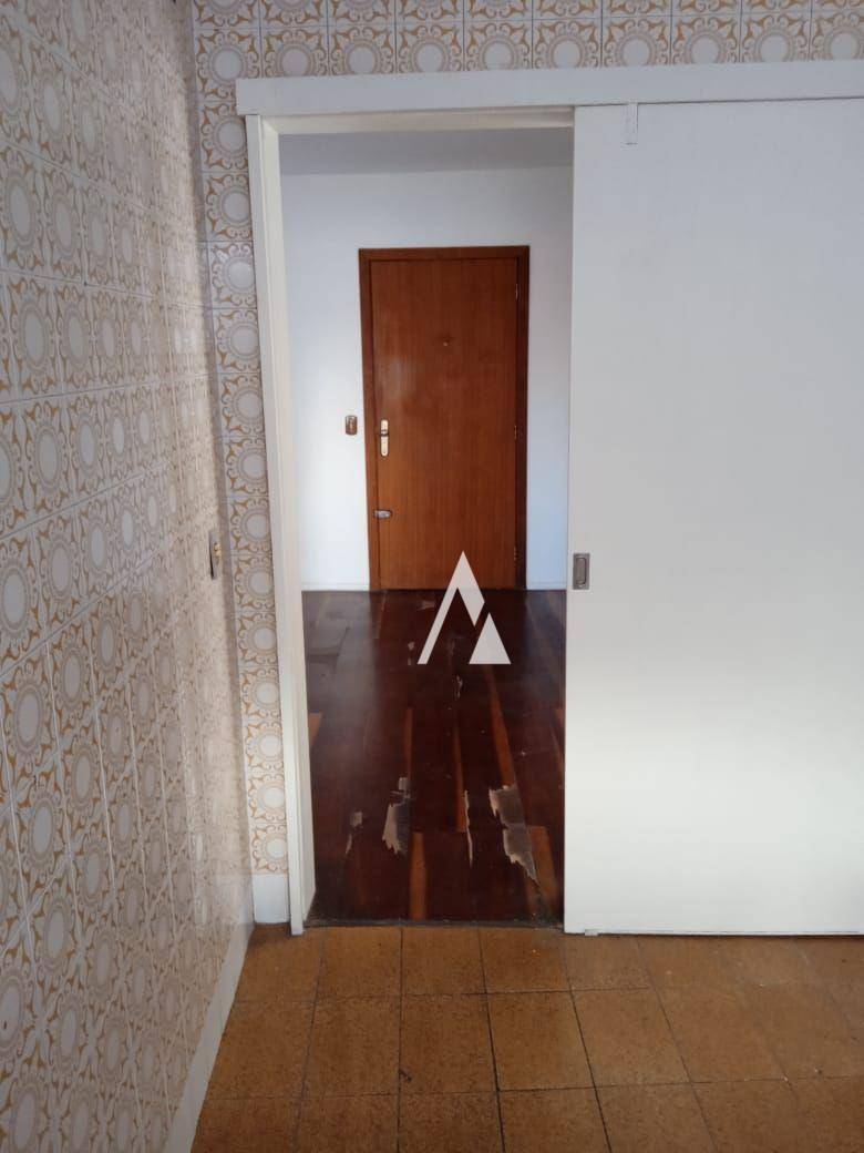 Apartamento à venda com 1 quarto, 39m² - Foto 6