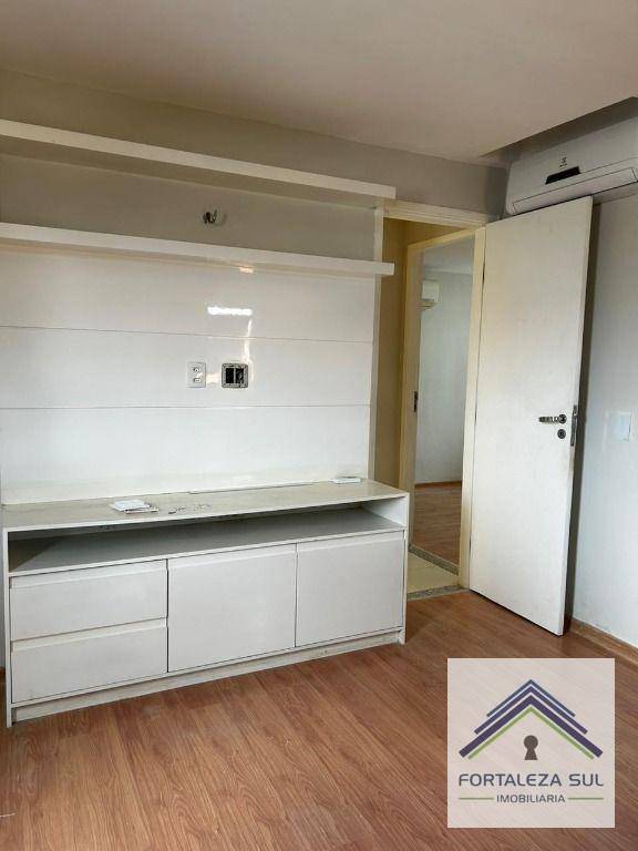 Apartamento à venda com 2 quartos, 60m² - Foto 20