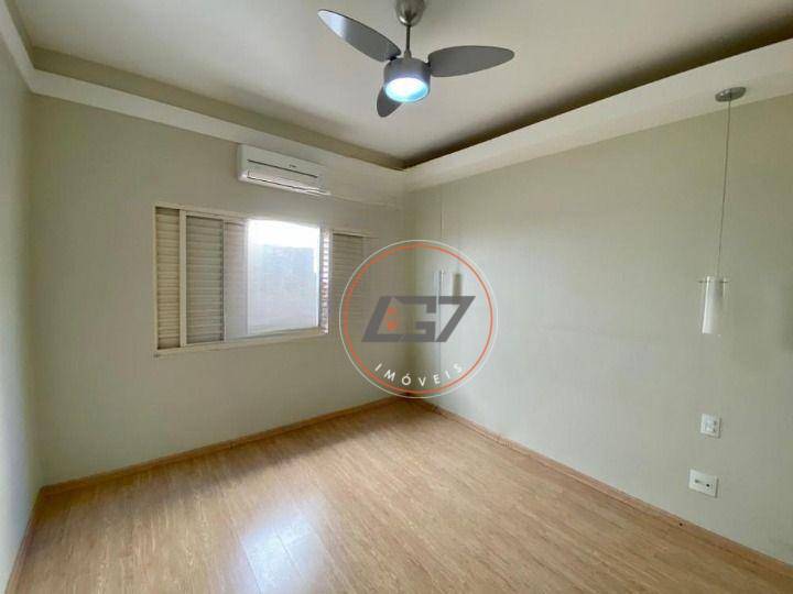 Casa à venda com 3 quartos, 350M2 - Foto 7