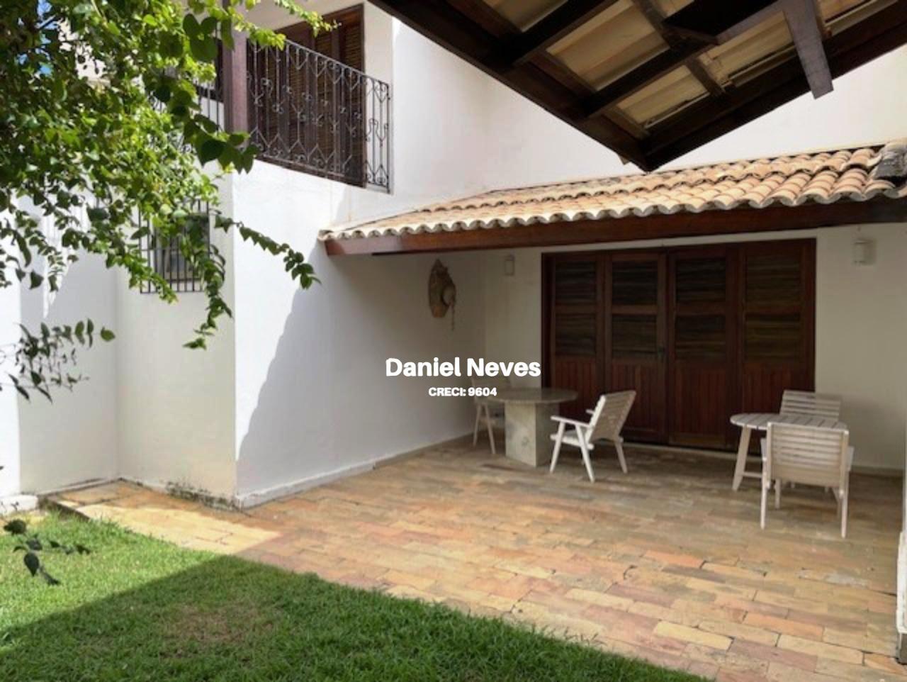 Casa à venda com 4 quartos, 300m² - Foto 4