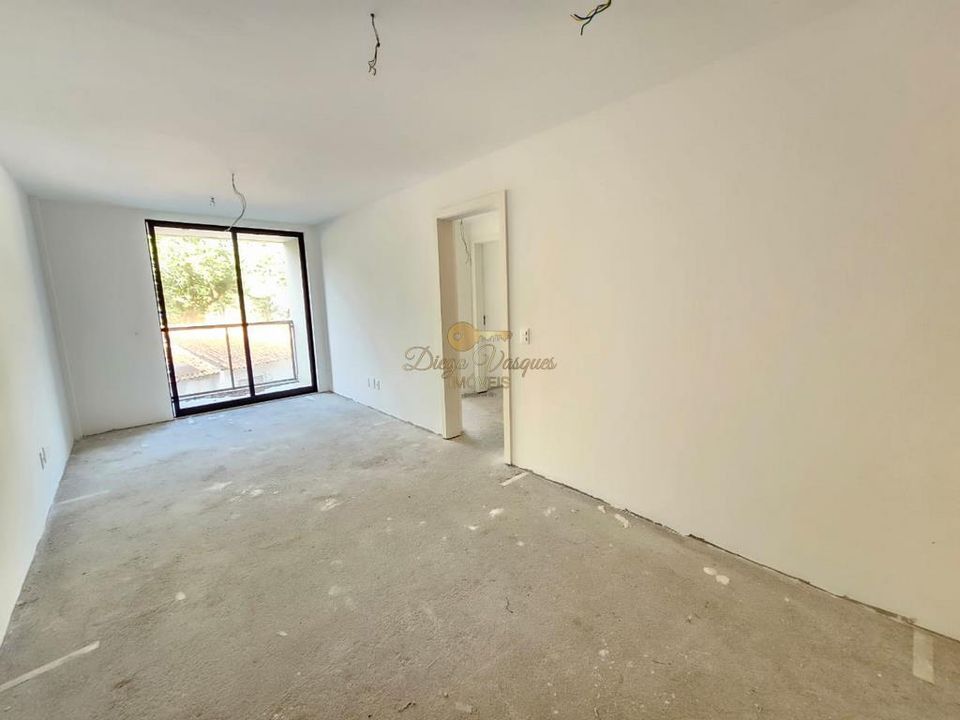 Apartamento à venda com 3 quartos, 89m² - Foto 2