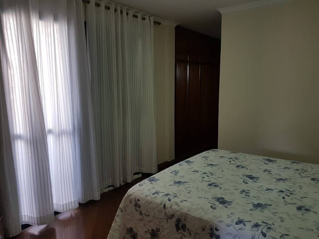 Apartamento à venda com 3 quartos, 145m² - Foto 9