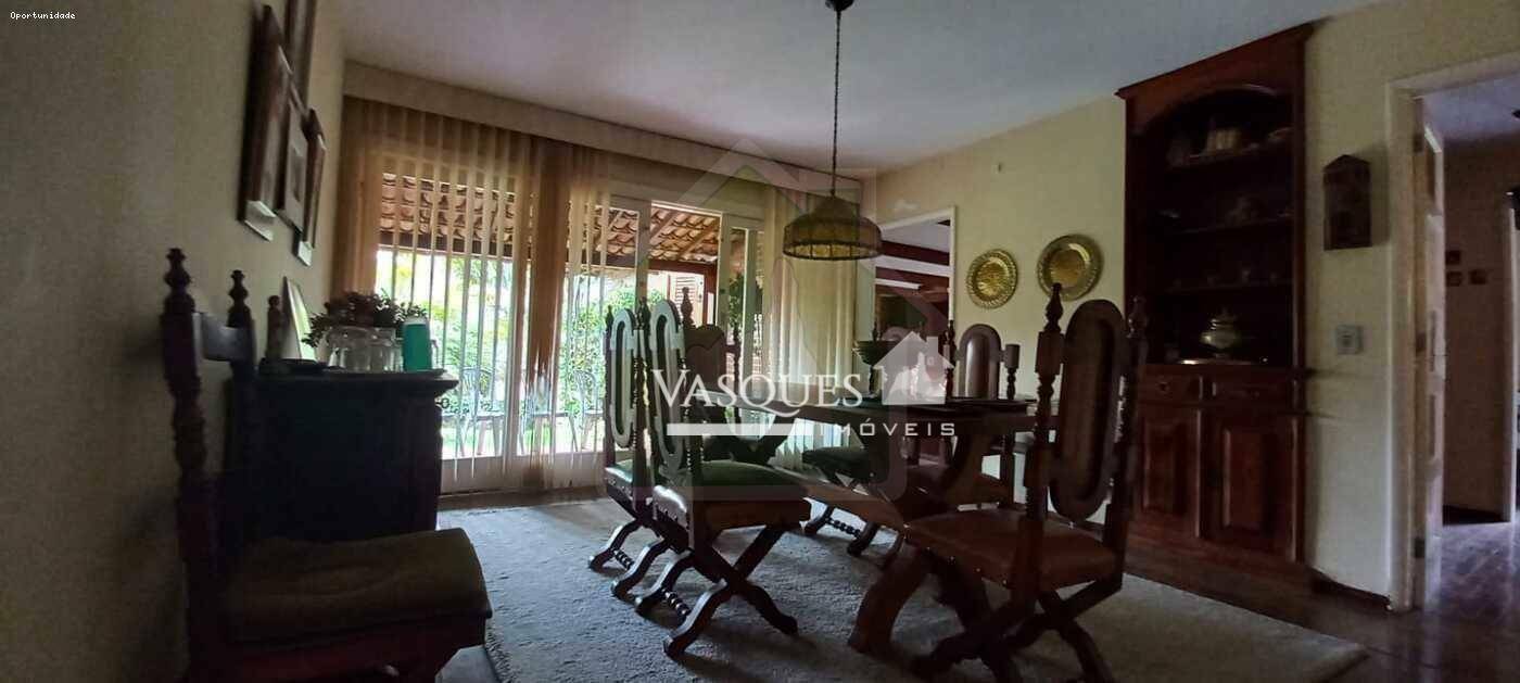 Casa à venda com 4 quartos, 341m² - Foto 8