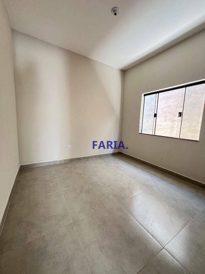 Casa à venda com 2 quartos, 48m² - Foto 12