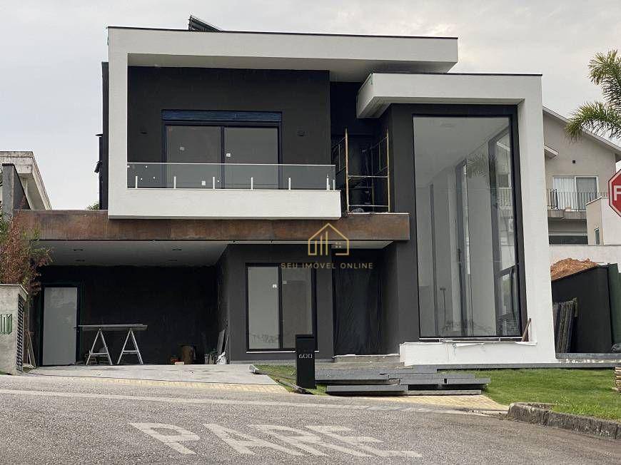 Casa de Condomínio à venda com 4 quartos, 350m² - Foto 1