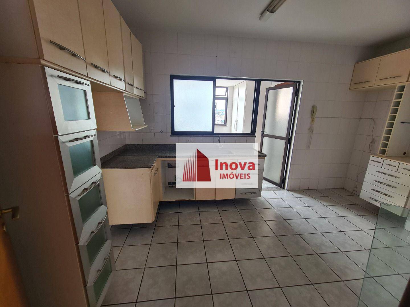 Apartamento à venda com 3 quartos, 110m² - Foto 19