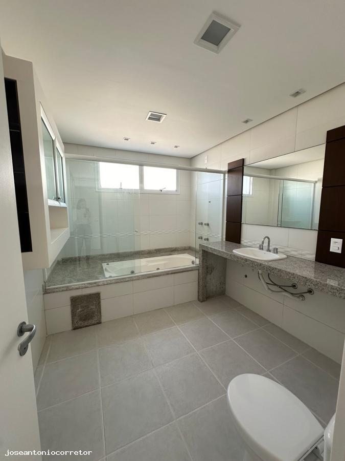 Apartamento à venda com 1 quarto, 186m² - Foto 15