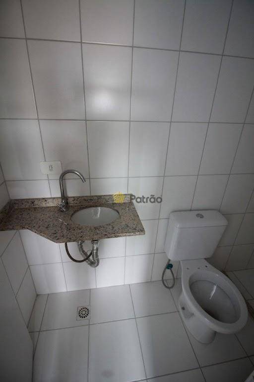 Apartamento à venda com 2 quartos, 69m² - Foto 19