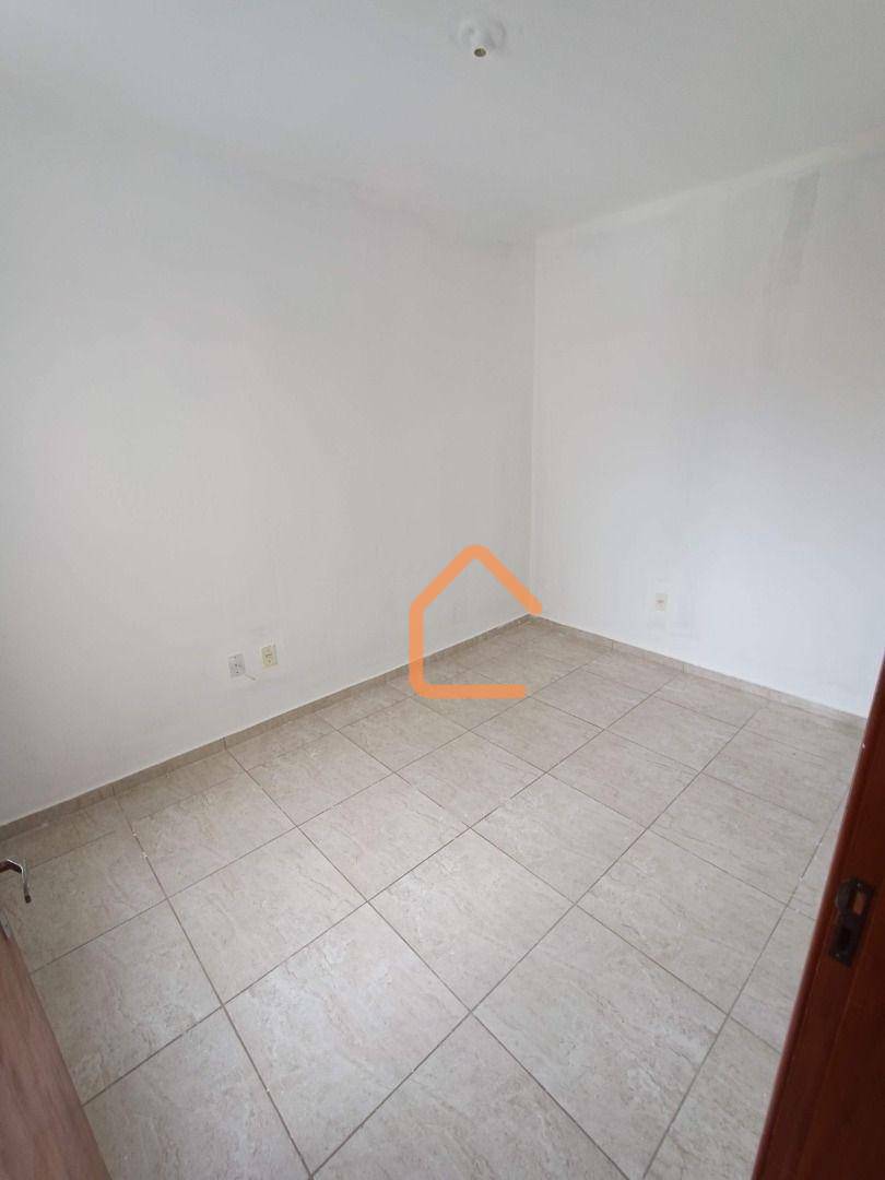 Apartamento para alugar com 2 quartos, 67m² - Foto 8