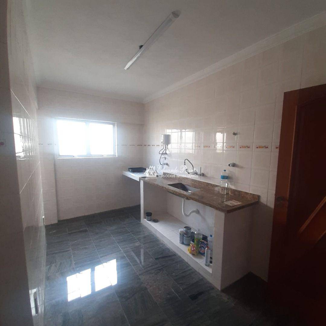 Apartamento para alugar com 2 quartos, 100m² - Foto 14