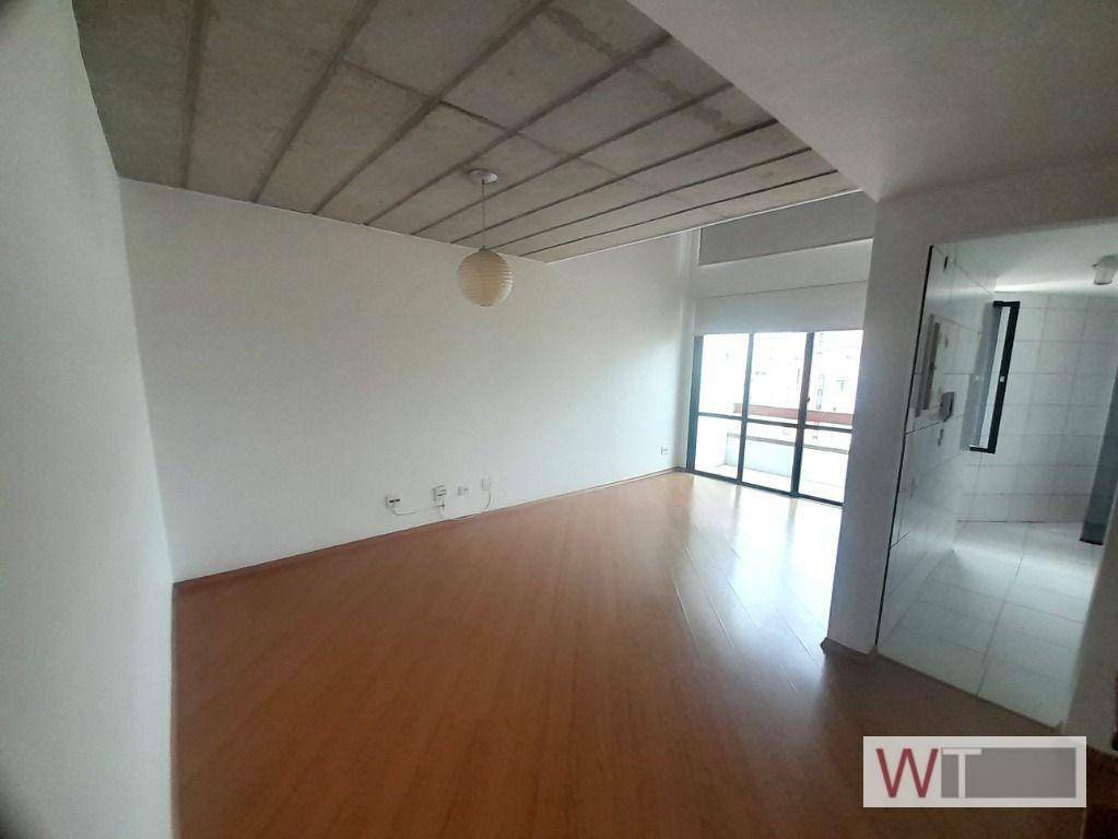 Apartamento para alugar com 1 quarto, 70m² - Foto 1