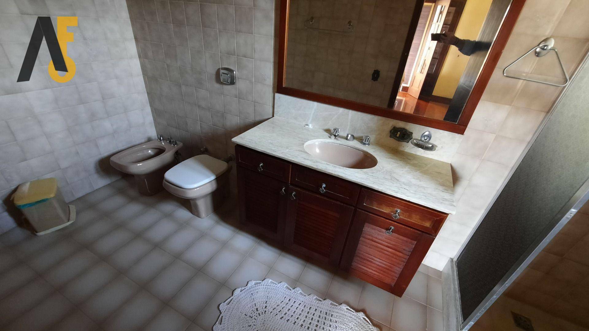 Casa de Condomínio à venda com 4 quartos, 423m² - Foto 18