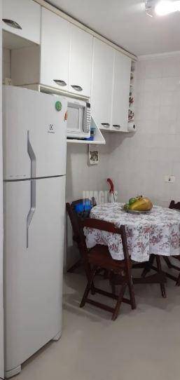 Apartamento à venda com 2 quartos, 56m² - Foto 3