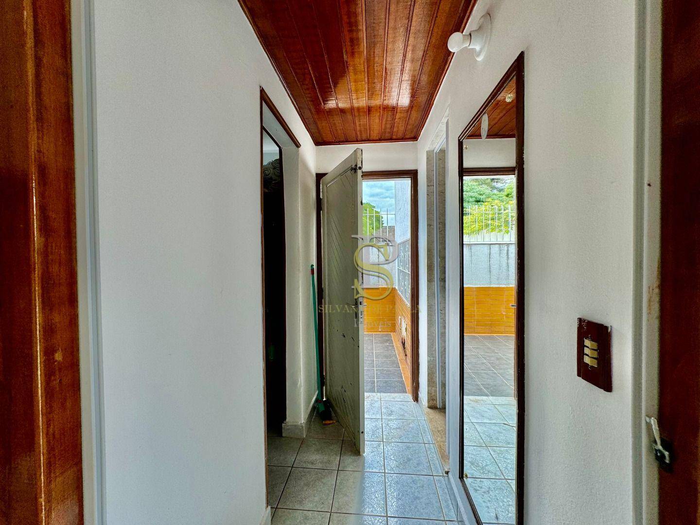 Casa à venda com 3 quartos, 550m² - Foto 33