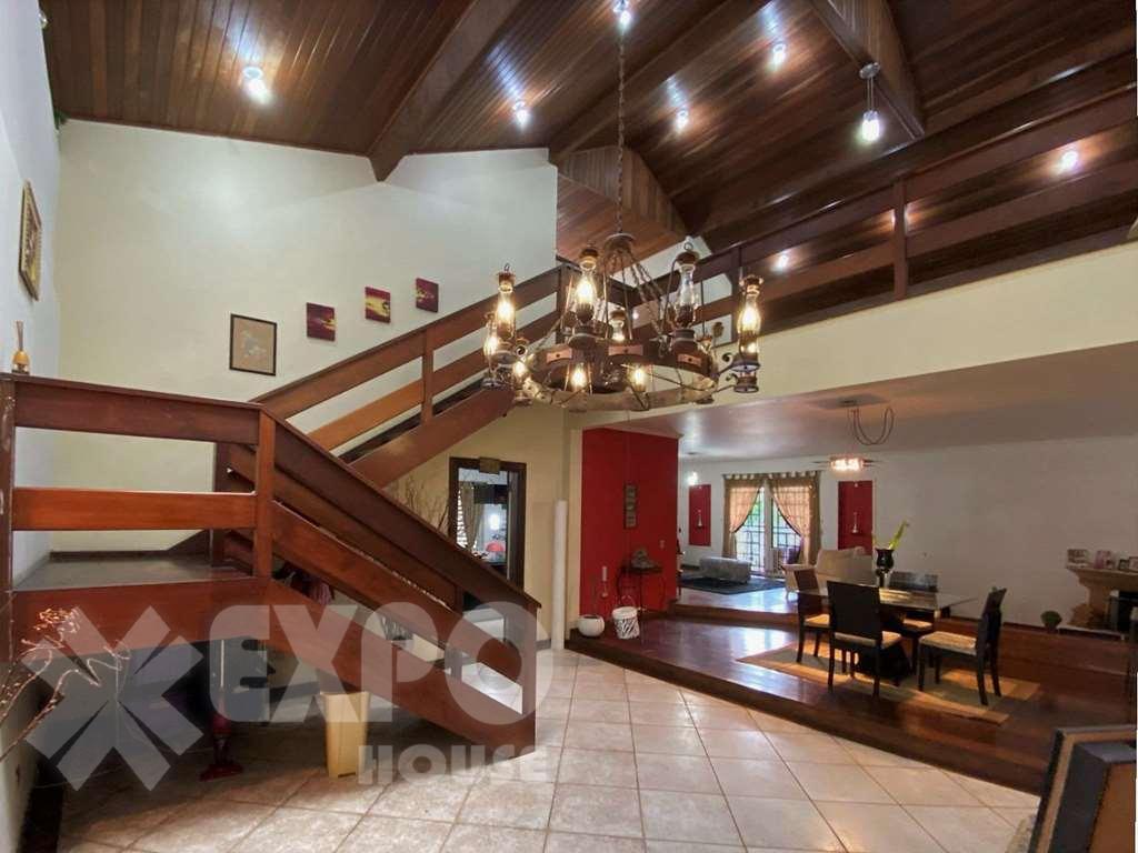 Casa de Condomínio à venda com 4 quartos, 1326m² - Foto 2