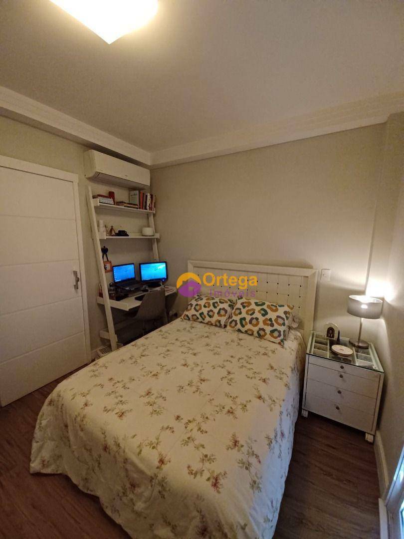 Apartamento à venda com 4 quartos, 118m² - Foto 18