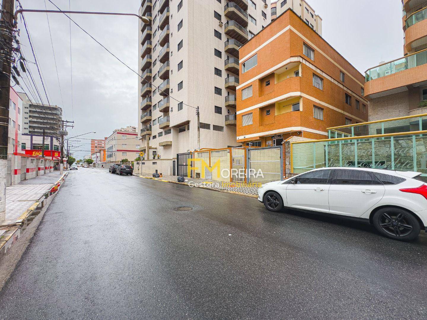 Apartamento à venda com 2 quartos, 81m² - Foto 2