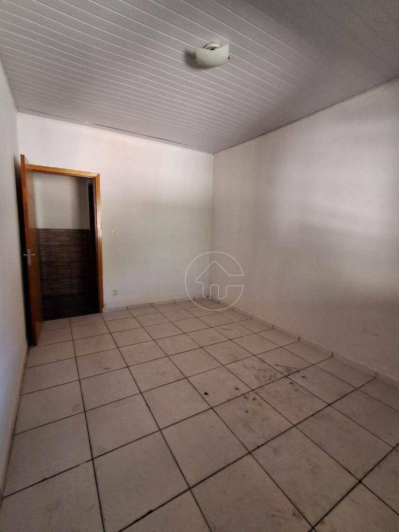 Casa para alugar com 2 quartos, 150m² - Foto 8