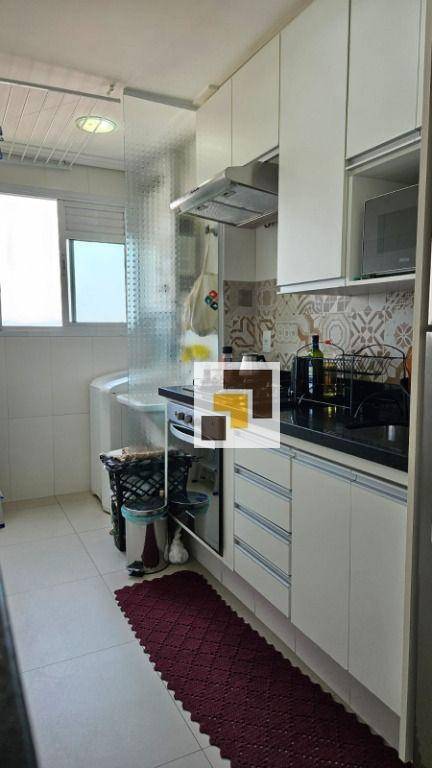 Apartamento à venda com 2 quartos, 48m² - Foto 17