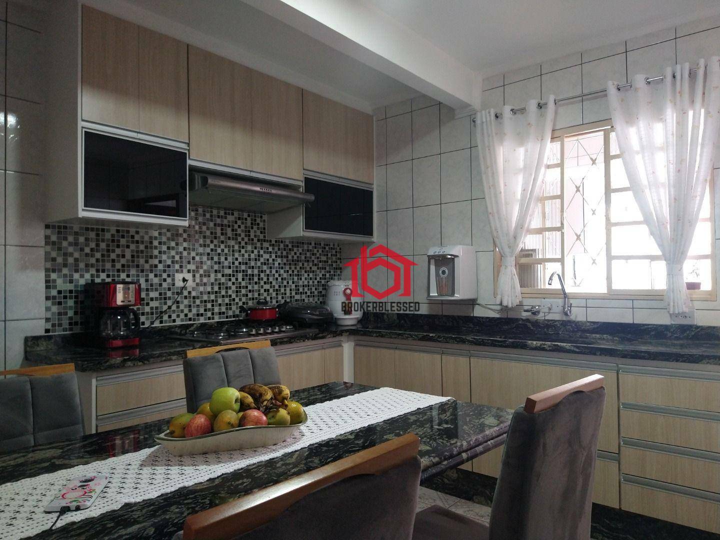 Sobrado à venda com 2 quartos, 120m² - Foto 4