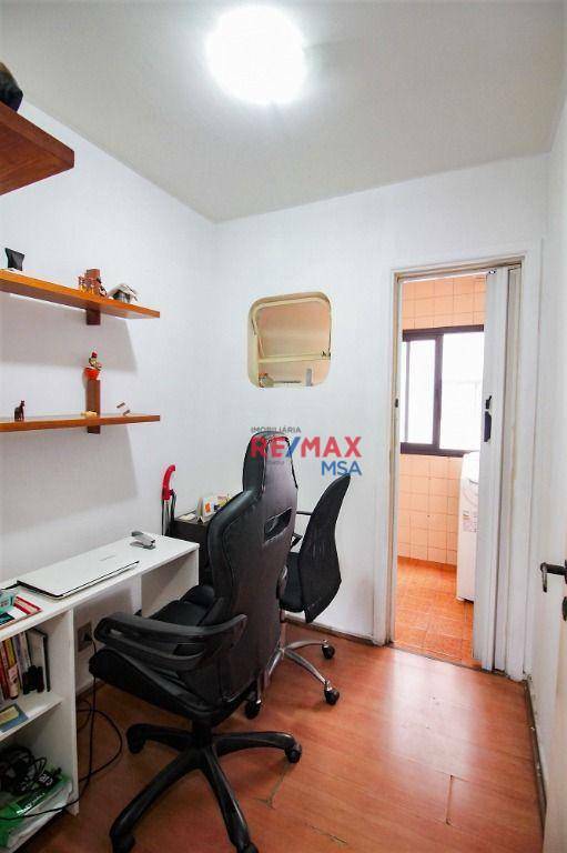 Apartamento à venda com 3 quartos, 101m² - Foto 14