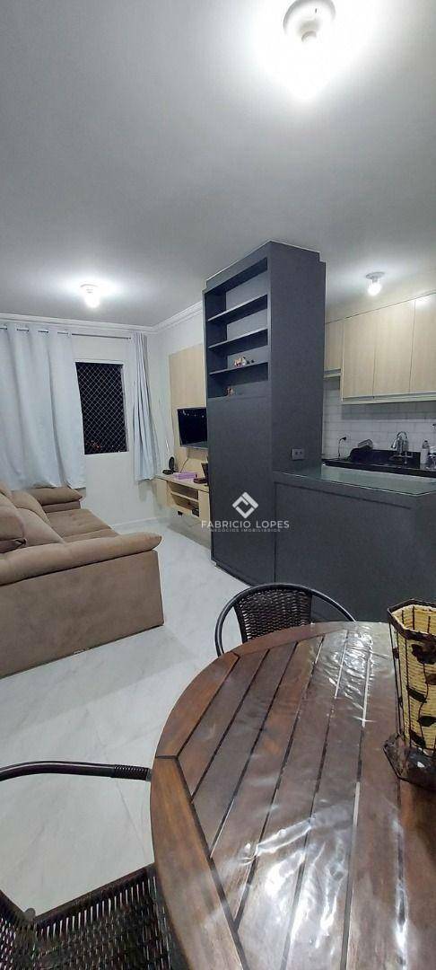 Apartamento à venda com 2 quartos, 45m² - Foto 2