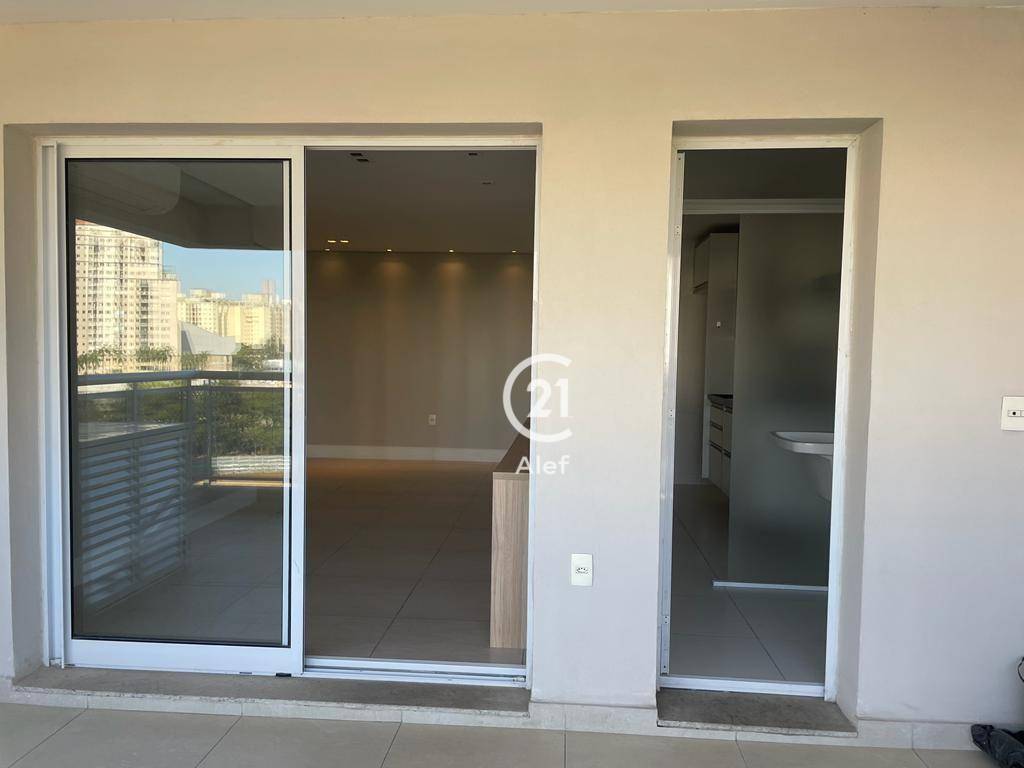 Apartamento para alugar com 2 quartos, 79m² - Foto 5