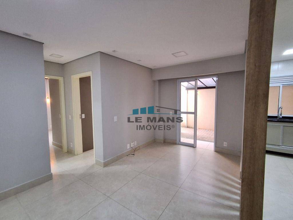 Apartamento à venda com 2 quartos, 55m² - Foto 35