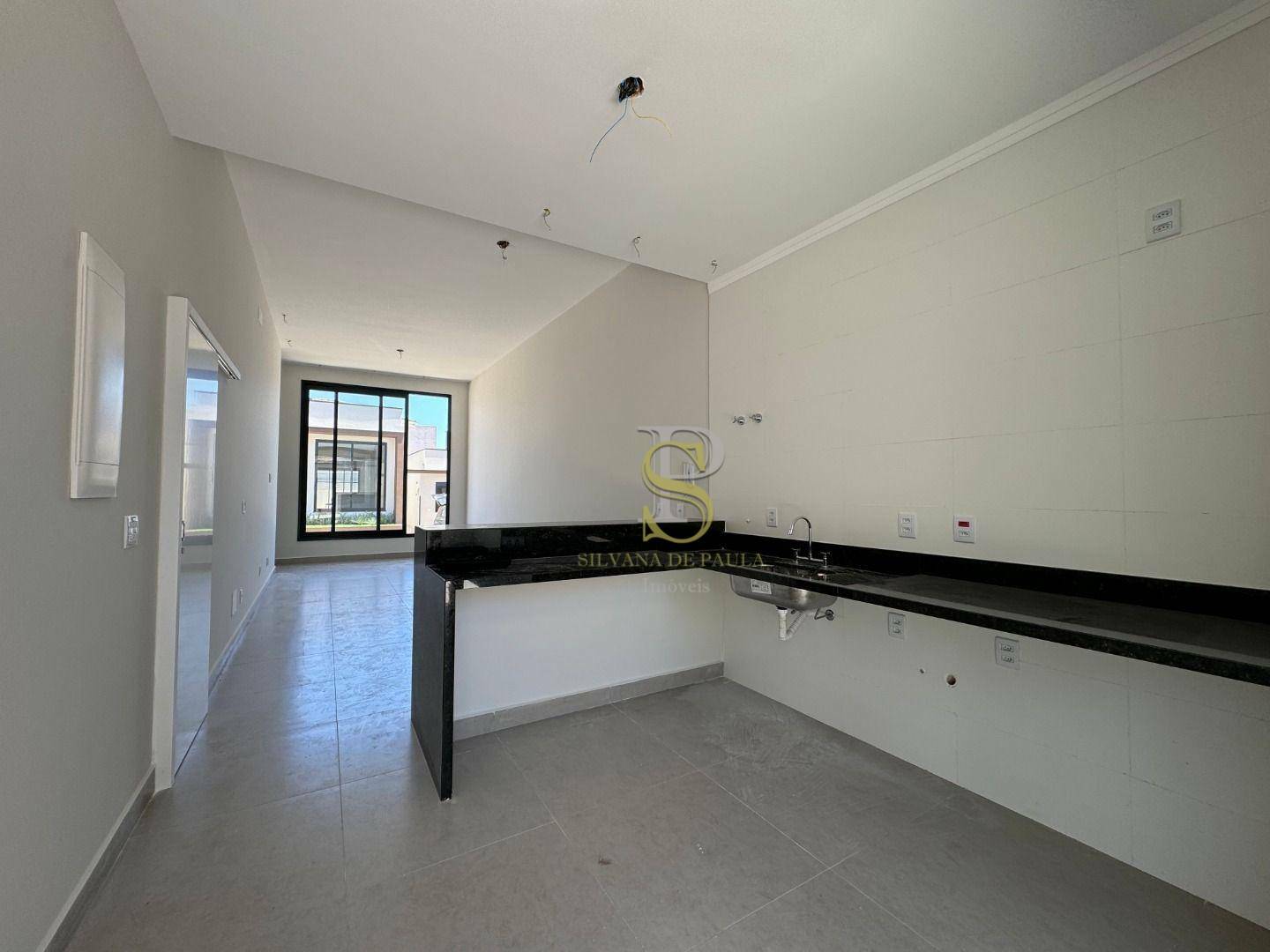 Casa à venda com 3 quartos, 96m² - Foto 19