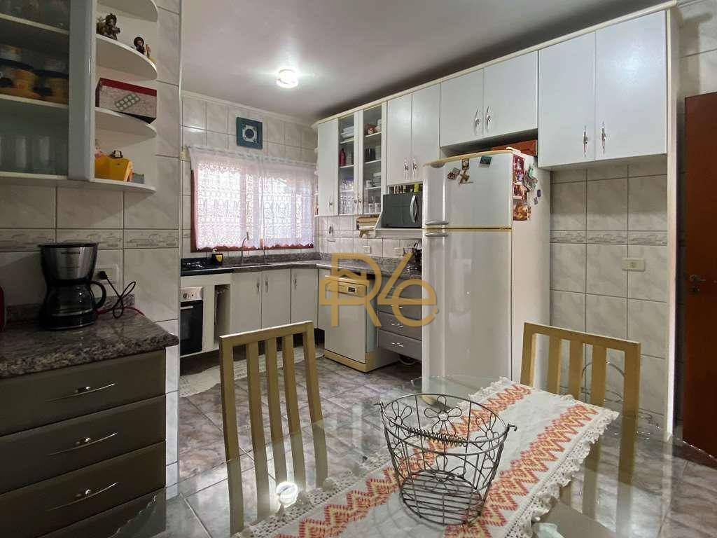 Casa de Condomínio à venda com 3 quartos, 361m² - Foto 11