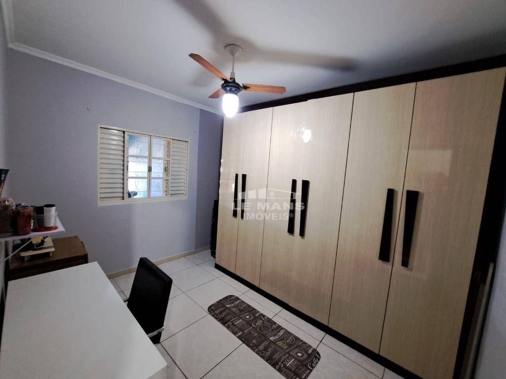 Casa à venda com 5 quartos, 125m² - Foto 8