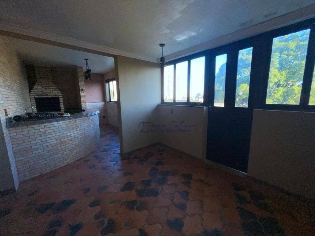 Sobrado à venda com 8 quartos, 320m² - Foto 29