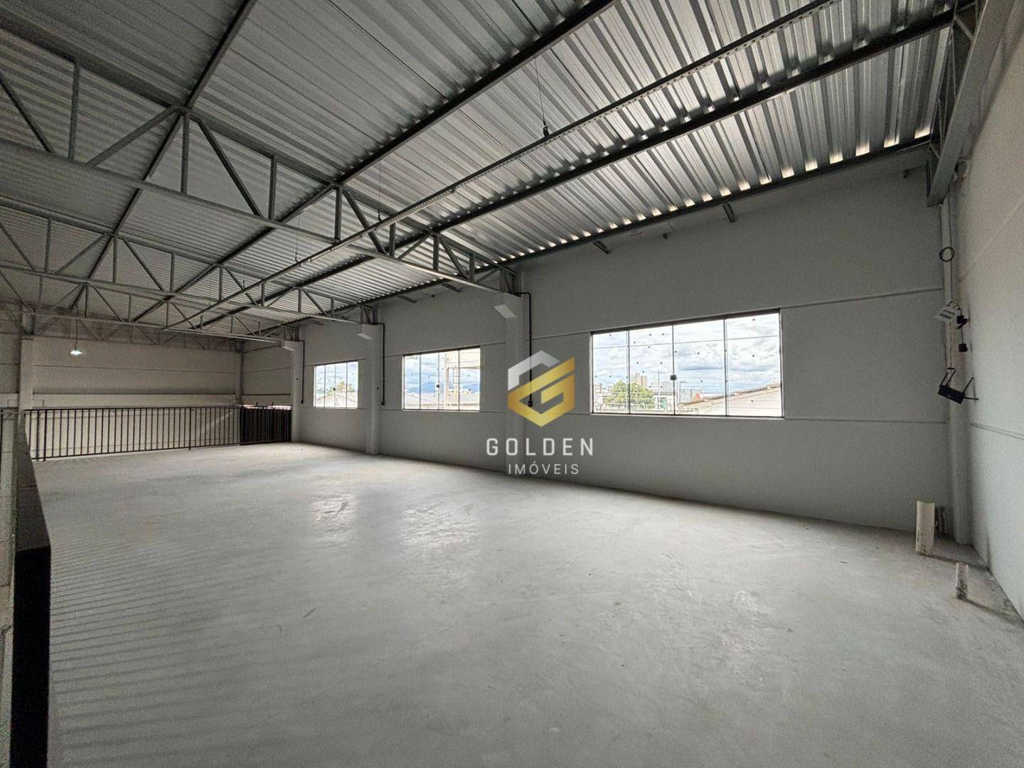 Depósito-Galpão-Armazém para alugar, 440m² - Foto 3
