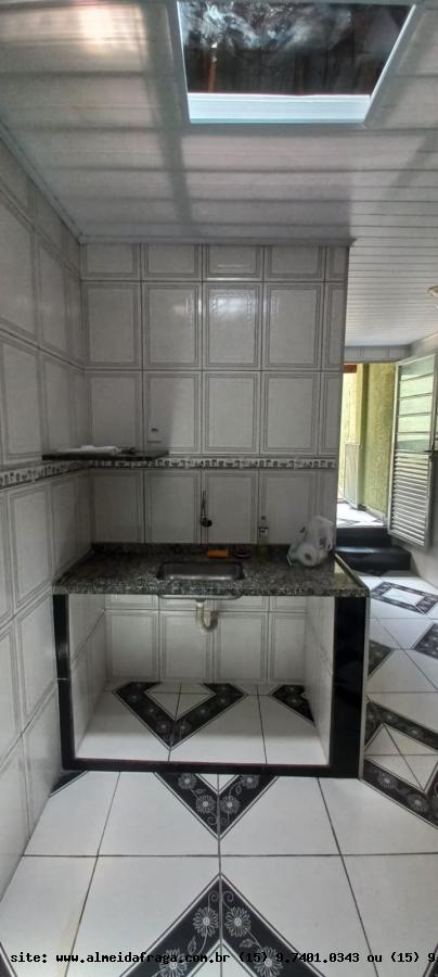 Casa para alugar com 2 quartos, 70m² - Foto 24