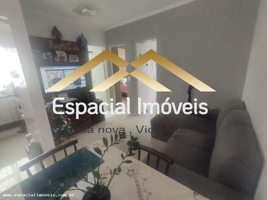 Apartamento à venda com 2 quartos, 46m² - Foto 1