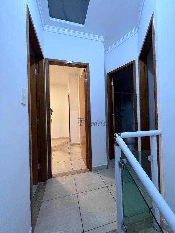 Casa de Condomínio para alugar com 3 quartos, 84m² - Foto 3