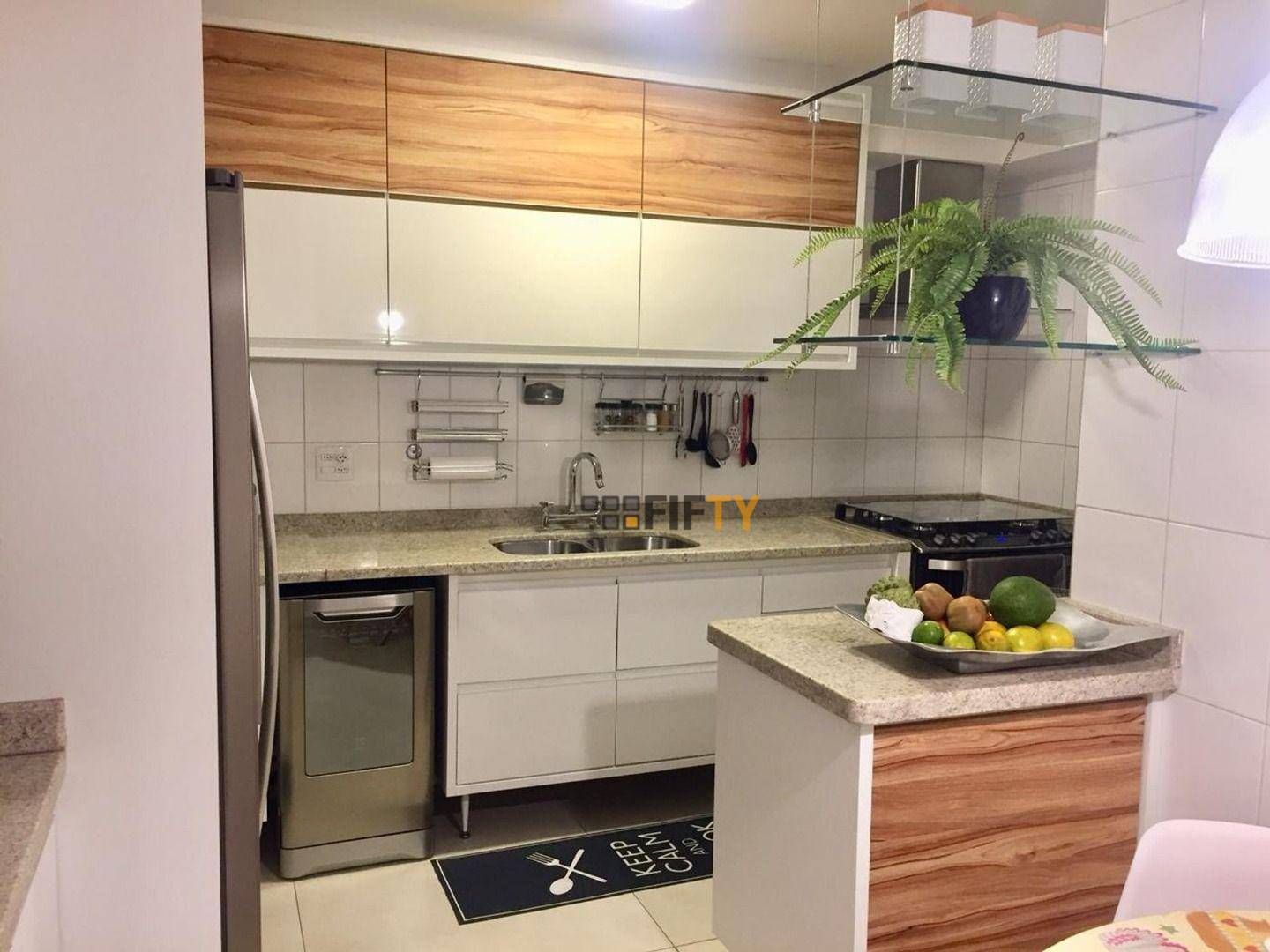 Apartamento à venda com 3 quartos, 147m² - Foto 7