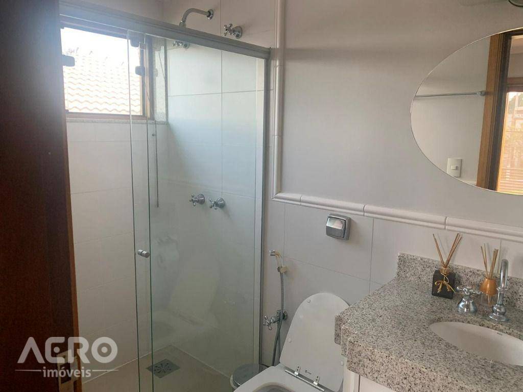 Casa de Condomínio à venda com 4 quartos, 295m² - Foto 6