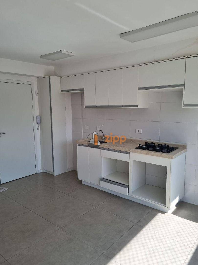 Apartamento para alugar com 2 quartos, 40m² - Foto 19