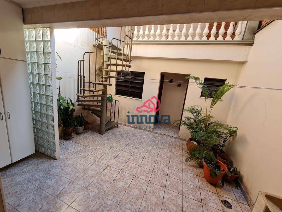 Sobrado à venda com 3 quartos, 110m² - Foto 3