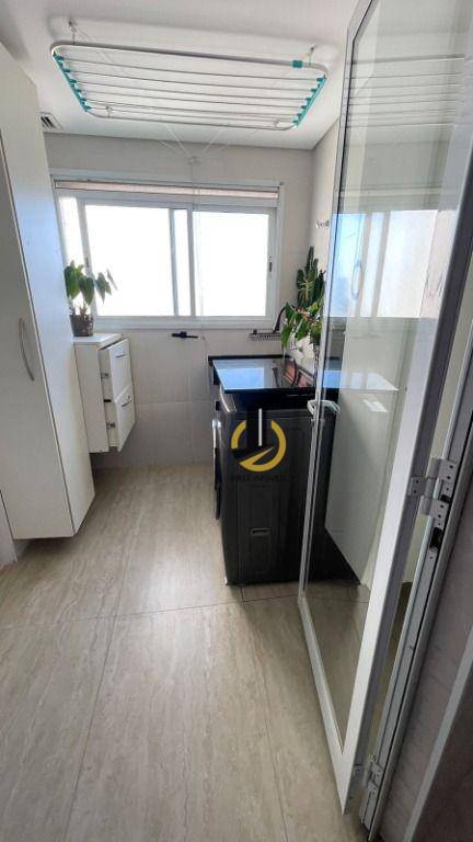 Apartamento à venda com 3 quartos, 141m² - Foto 12