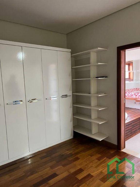 Casa à venda com 3 quartos, 298m² - Foto 27