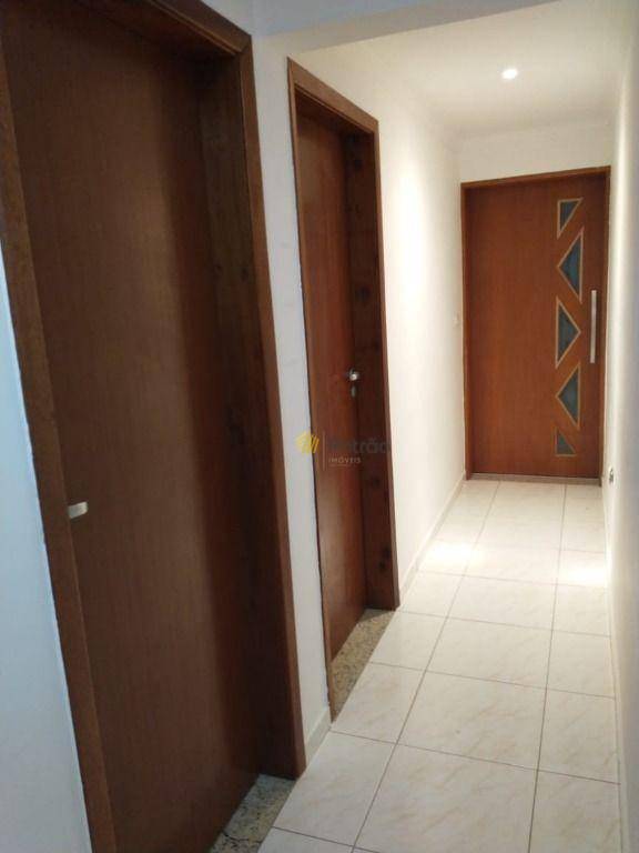 Sobrado à venda com 4 quartos, 215m² - Foto 10